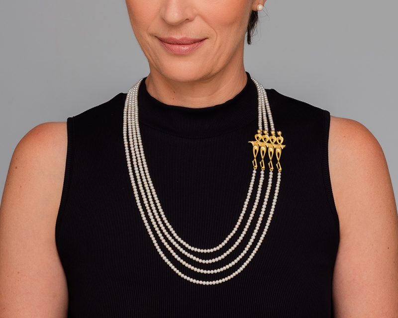 שרשרת רקדניות בלט עם פנינים לבנות עם אנה