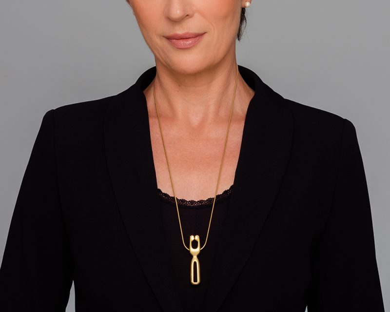 רות ונעמי תיליון גודל 5.5 ס_מ כסף מוזהב שרשרת ארוכה (1)